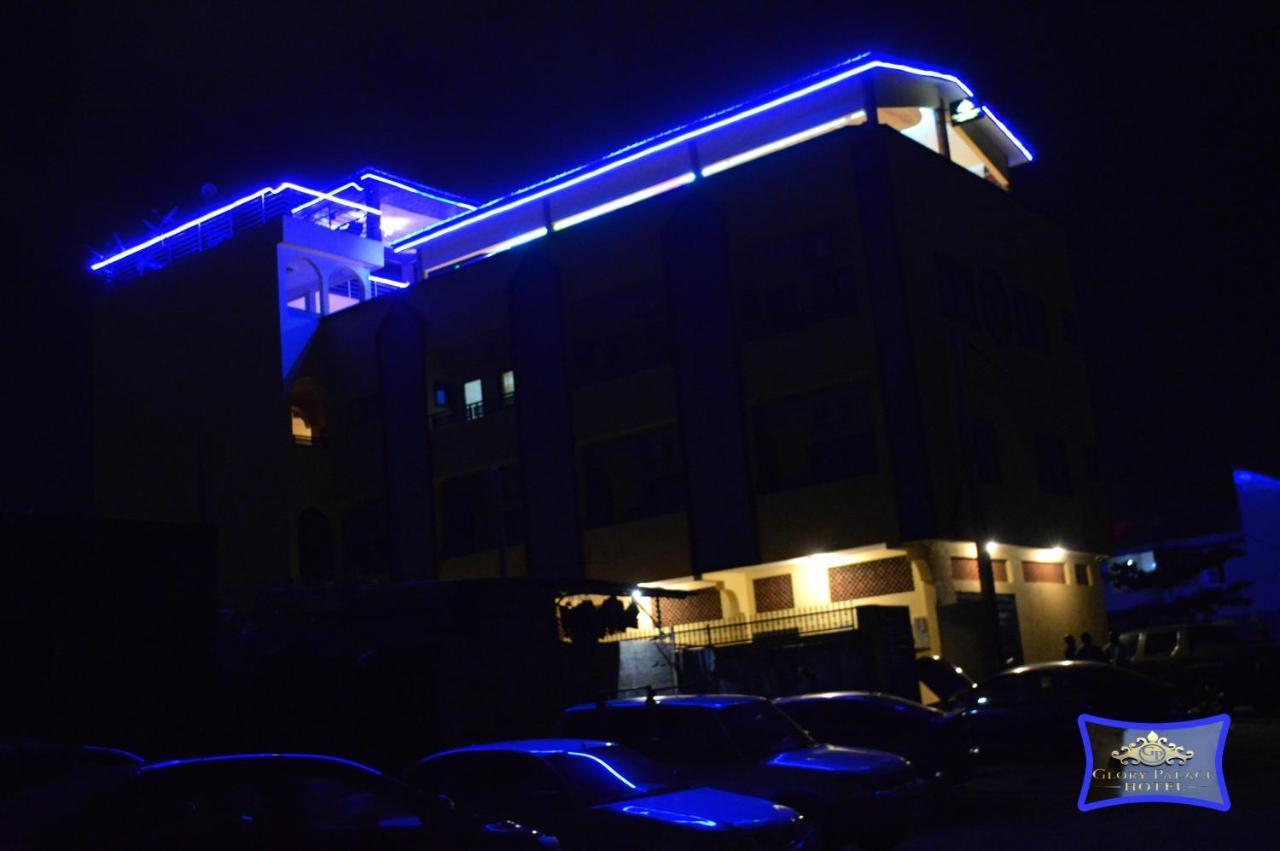 Glory Palace Hotel Cotonou Exteriör bild