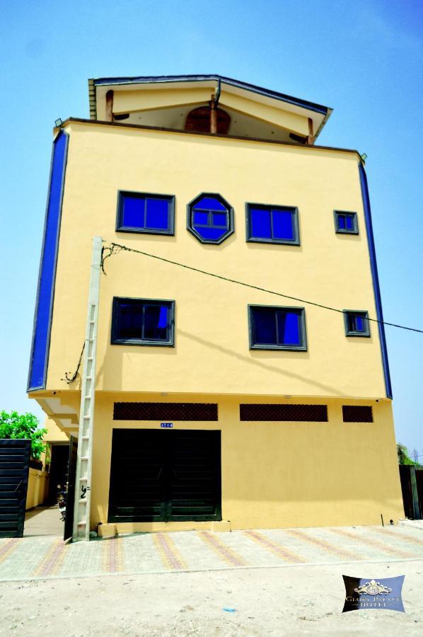 Glory Palace Hotel Cotonou Exteriör bild